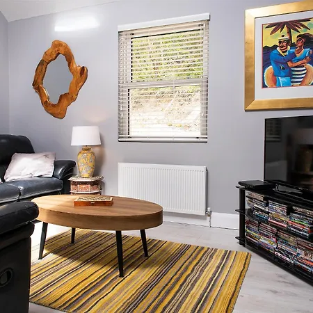 The Guest Wing At House 公寓 *