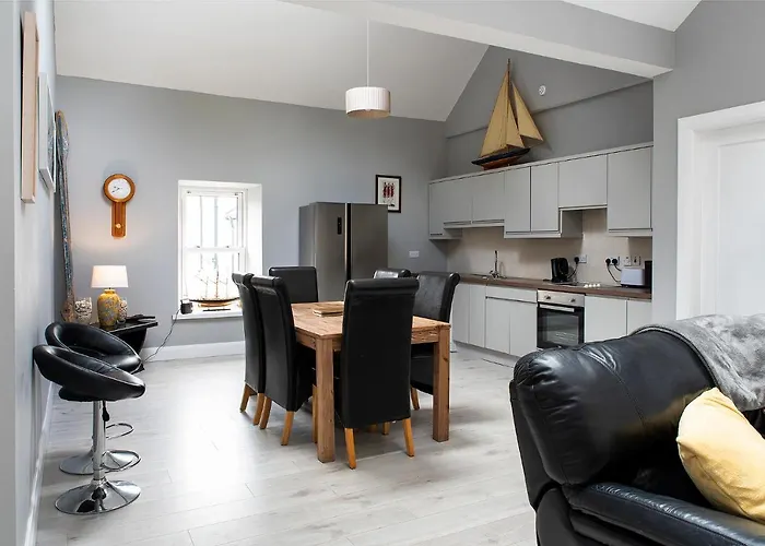 The Guest Wing At House * Kylemore